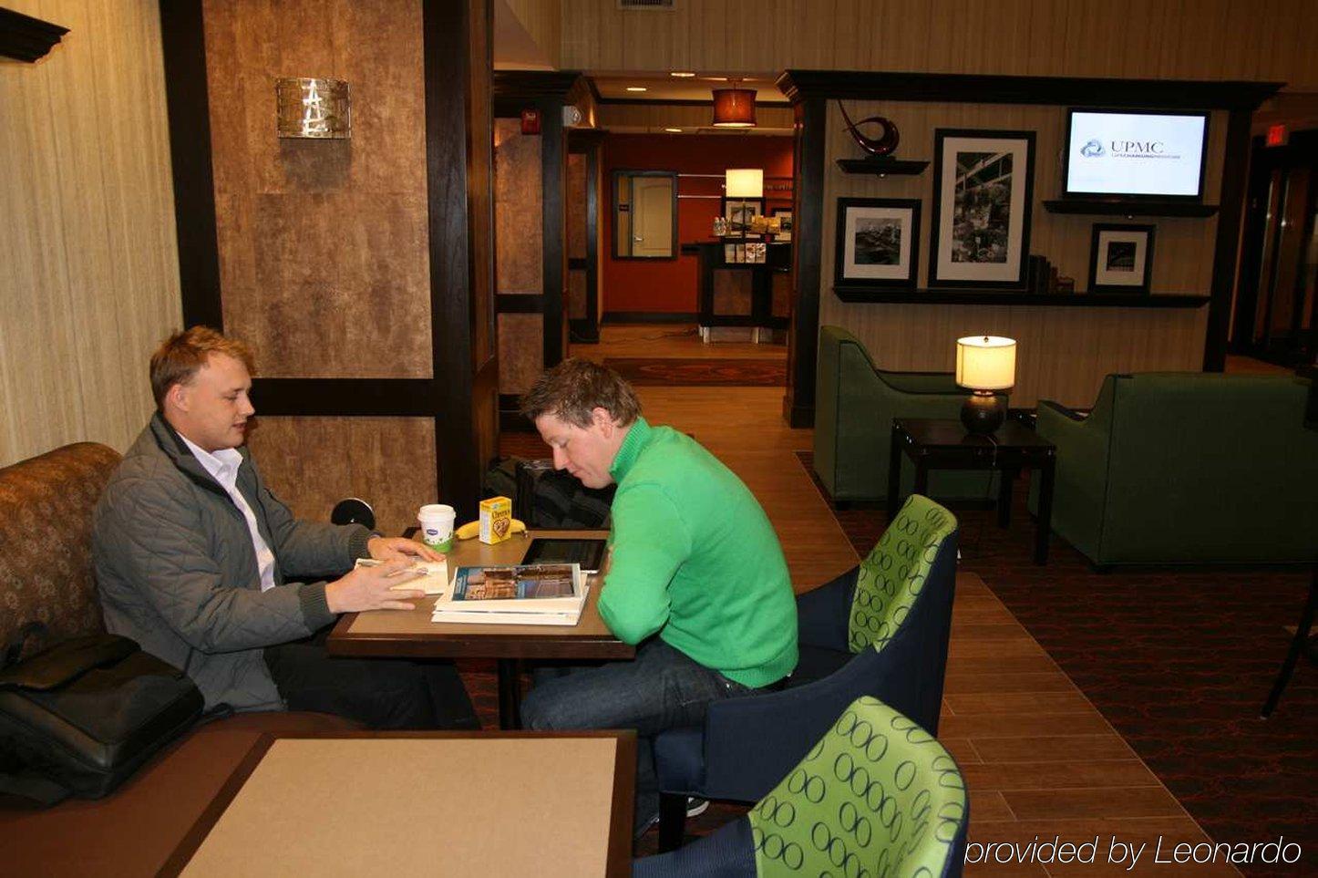 Hampton Inn & Suites New Castle, Pa Restaurante foto