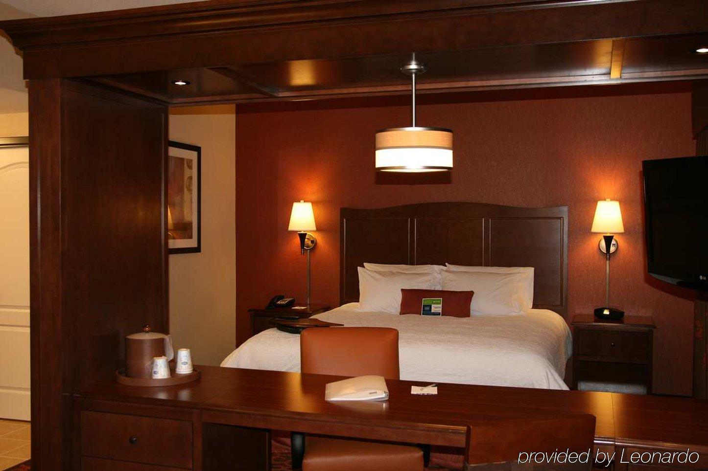 Hampton Inn & Suites New Castle, Pa Quarto foto